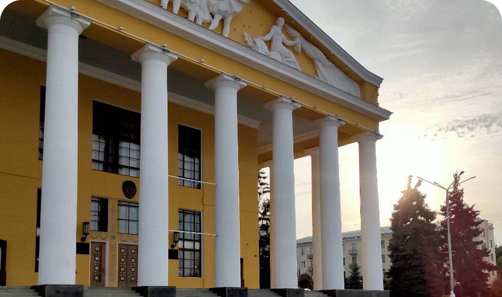 Утвержден порядок реализации программы Пушкинская карта для молодежи.jpg